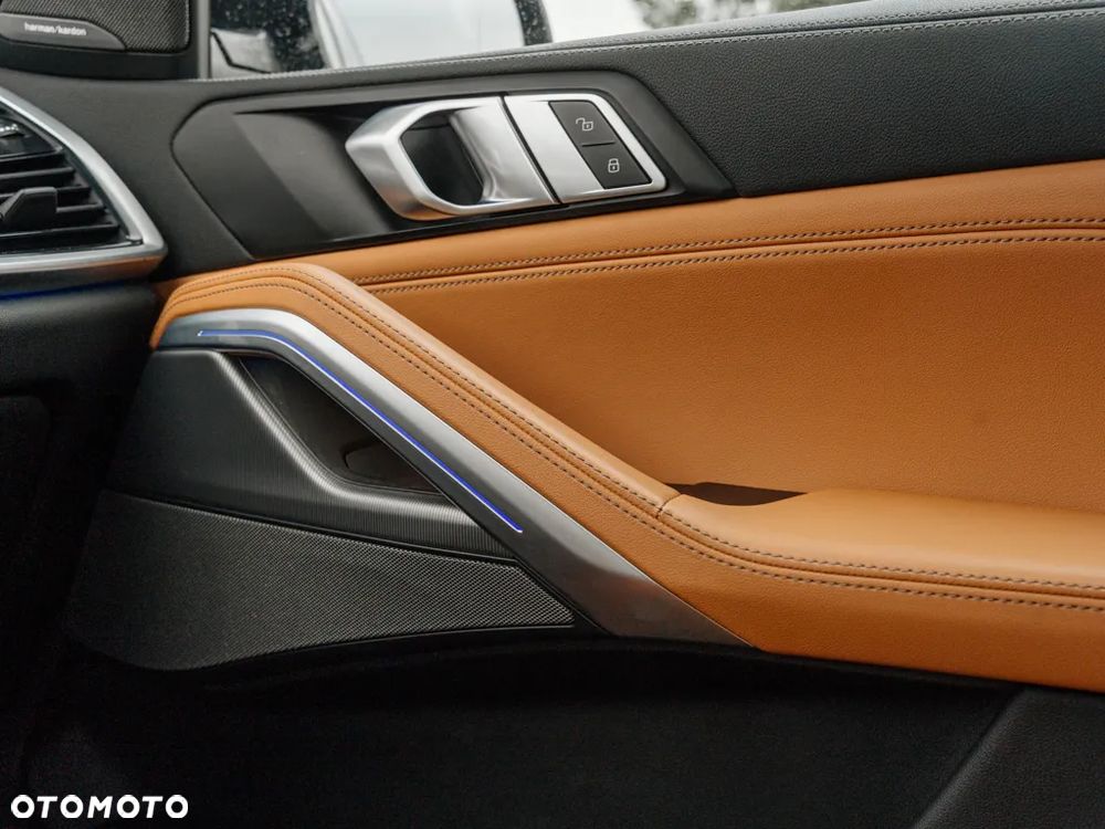 BMW X6 xDrive30d - 12