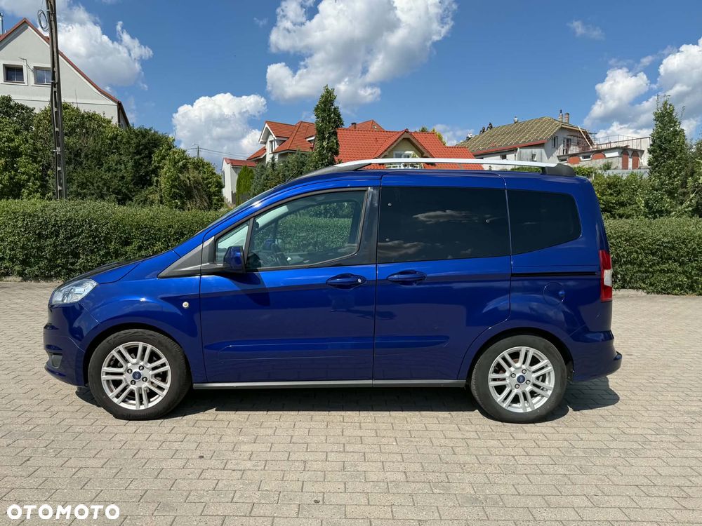 Ford Tourneo Courier - 1