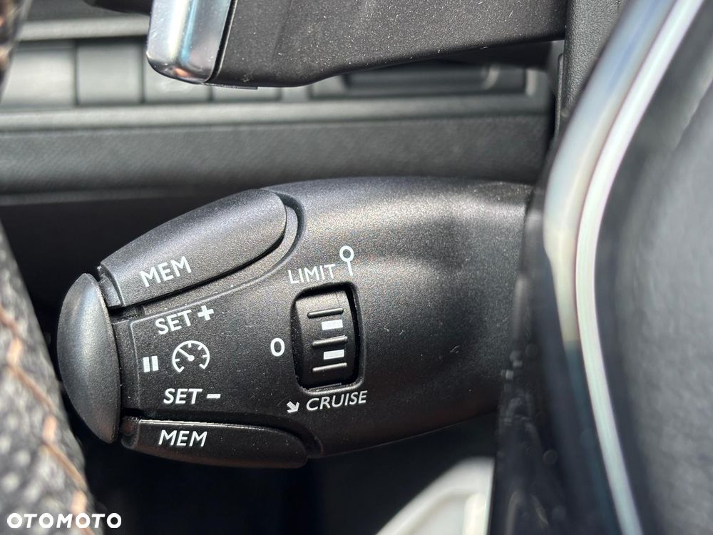 Peugeot 5008 - 33