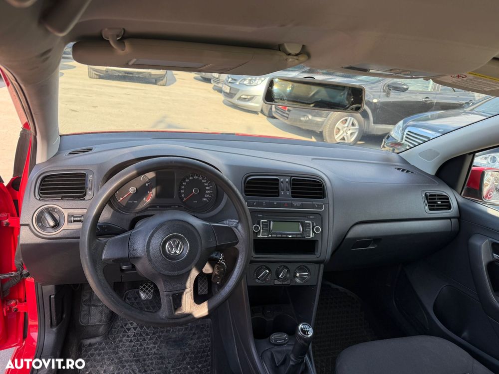 Volkswagen Polo - 5