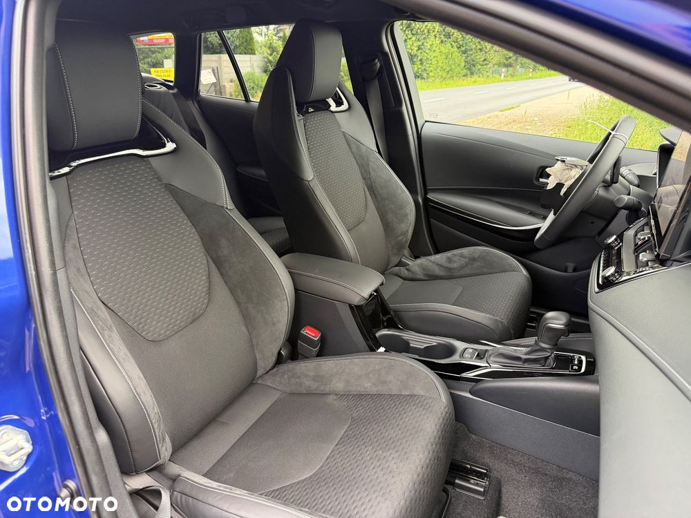Toyota Corolla 1.8 Business Edition - 20