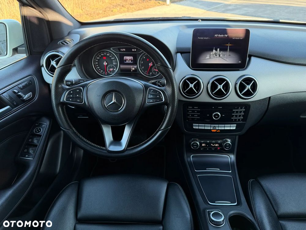 Mercedes-Benz Klasa B 250 4-Matic Style - 15