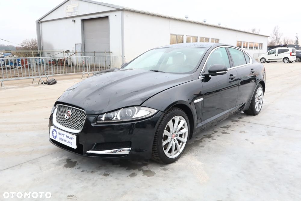 Jaguar XF 2.2 D Luxury - 1