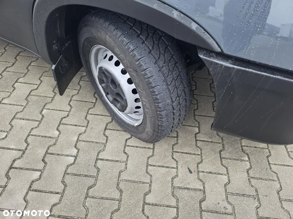 Iveco 35S16V L3H2 Średniak Krajowy Ledy Hak - 21