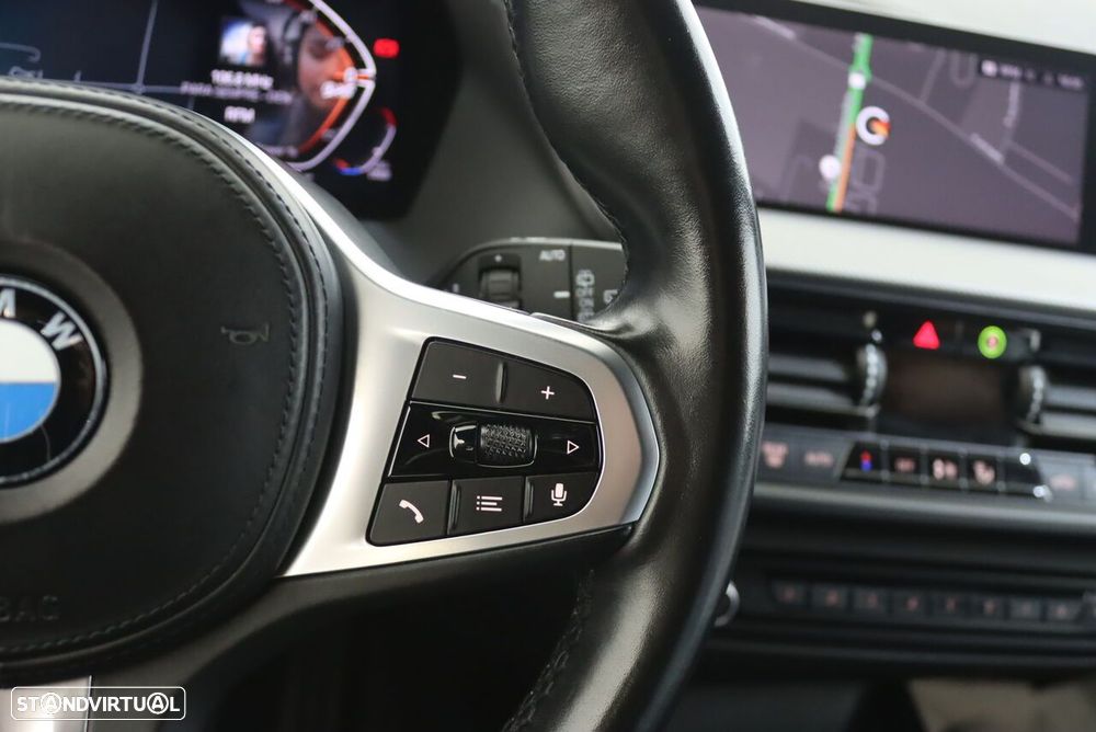 BMW 116 d Pack Desportivo M Auto - 14