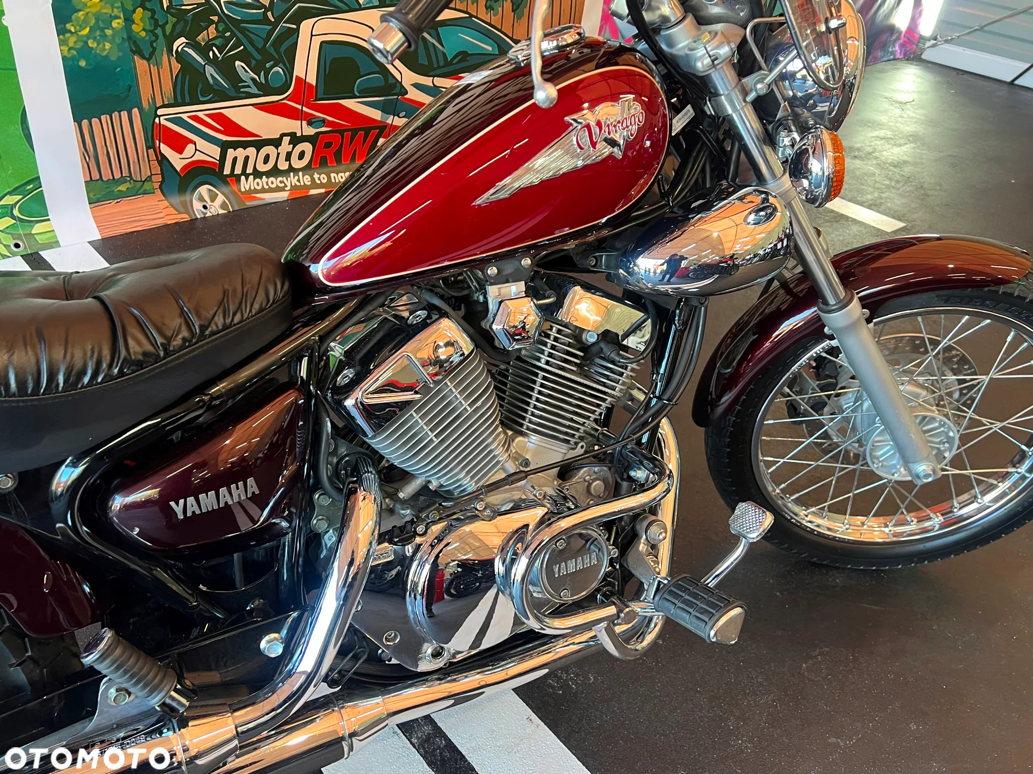 Yamaha XV - 9