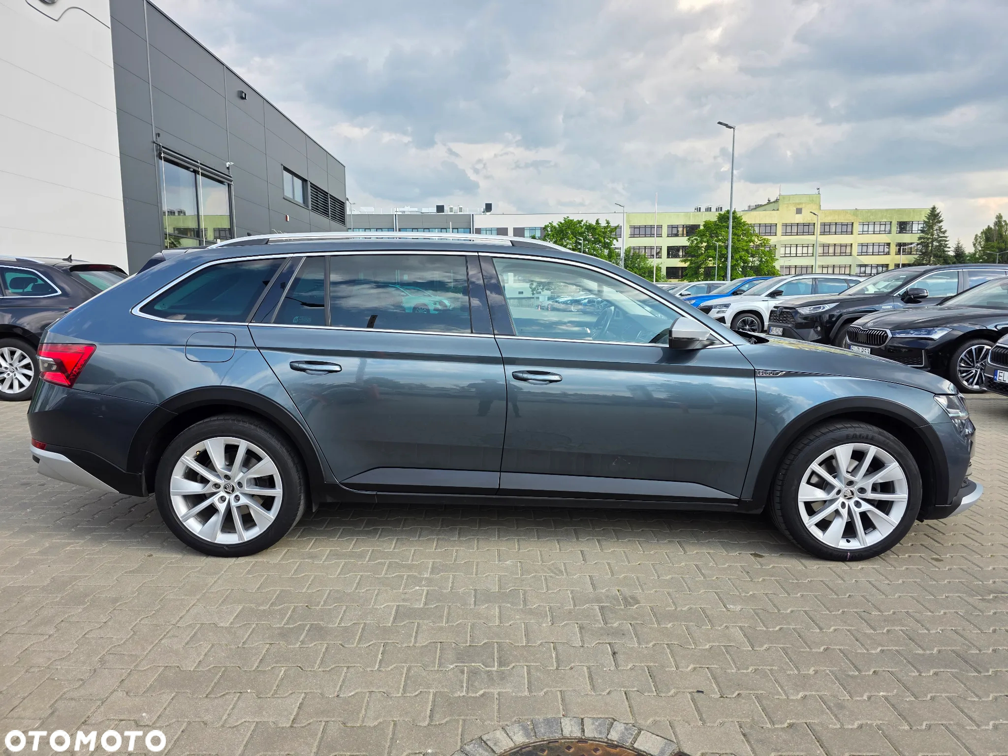 Skoda Superb 2.0 TDI SCR 4x4 Scout DSG - 7