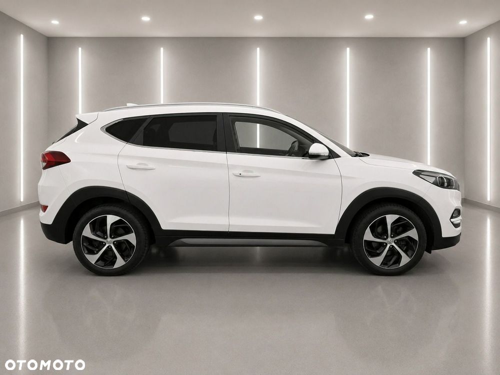 Hyundai Tucson - 4