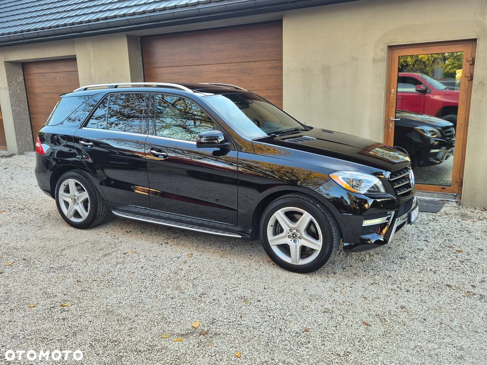 Mercedes-Benz ML 350 4MATIC (BlueEFFICIENCY) 7G-TRONIC - 34