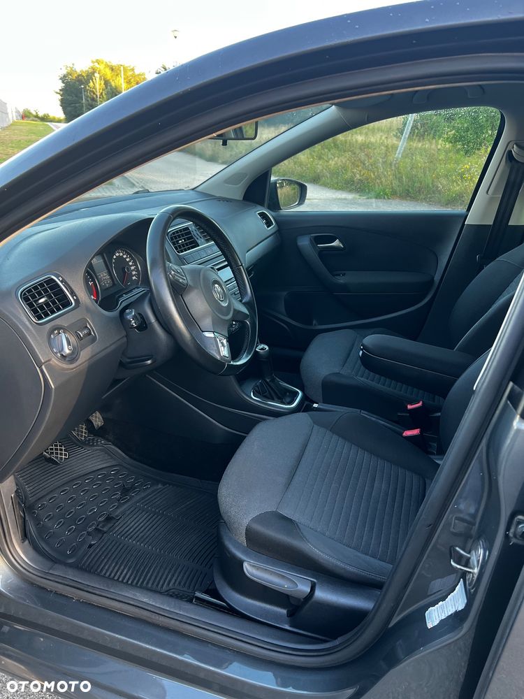 Volkswagen Polo - 7