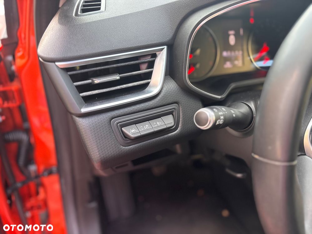 Renault Clio TCe 100 EXPERIENCE - 13