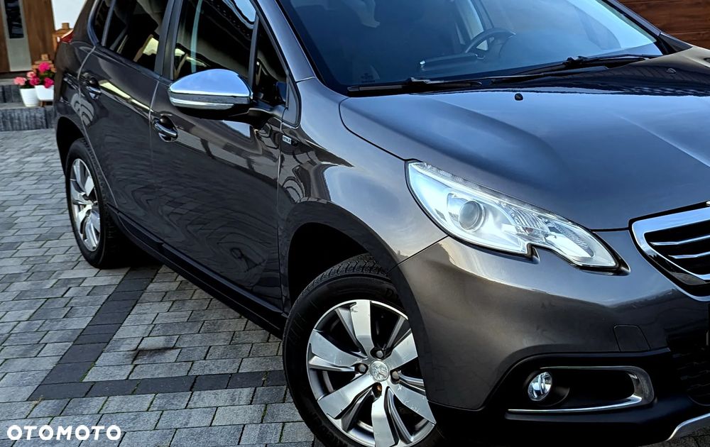 Peugeot 2008 PureTech 82 Style - 22