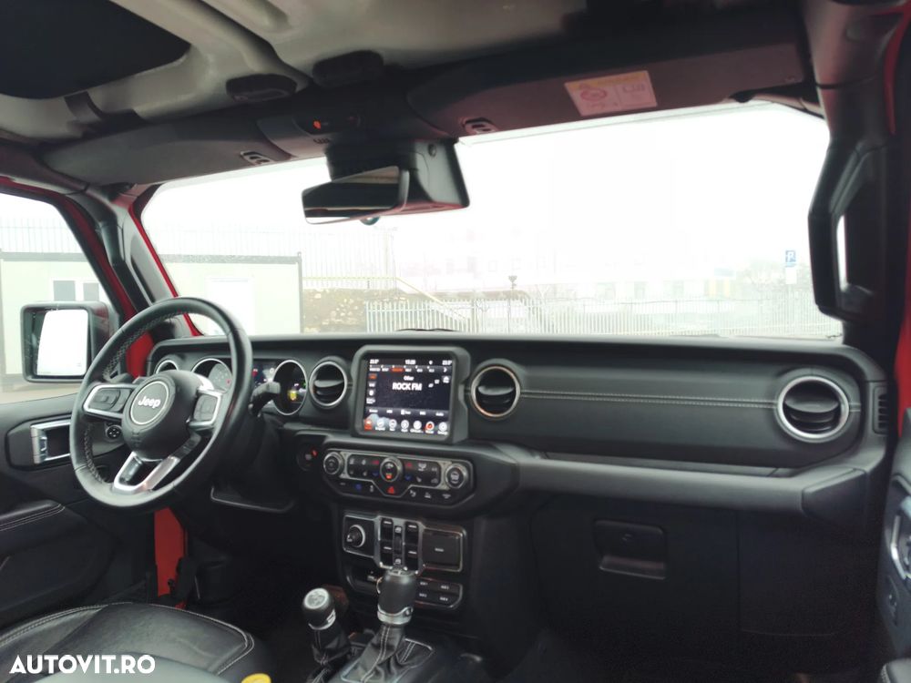 Jeep Wrangler 2.0 4xe AT8 PHEV Sahara - 9