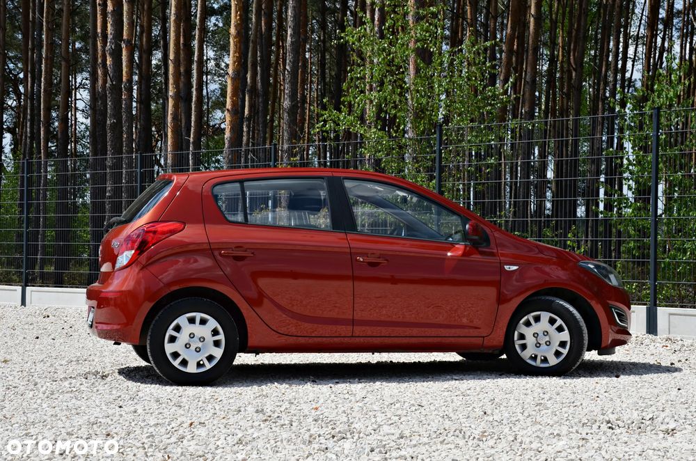 Hyundai i20 1.2 Trend - 25