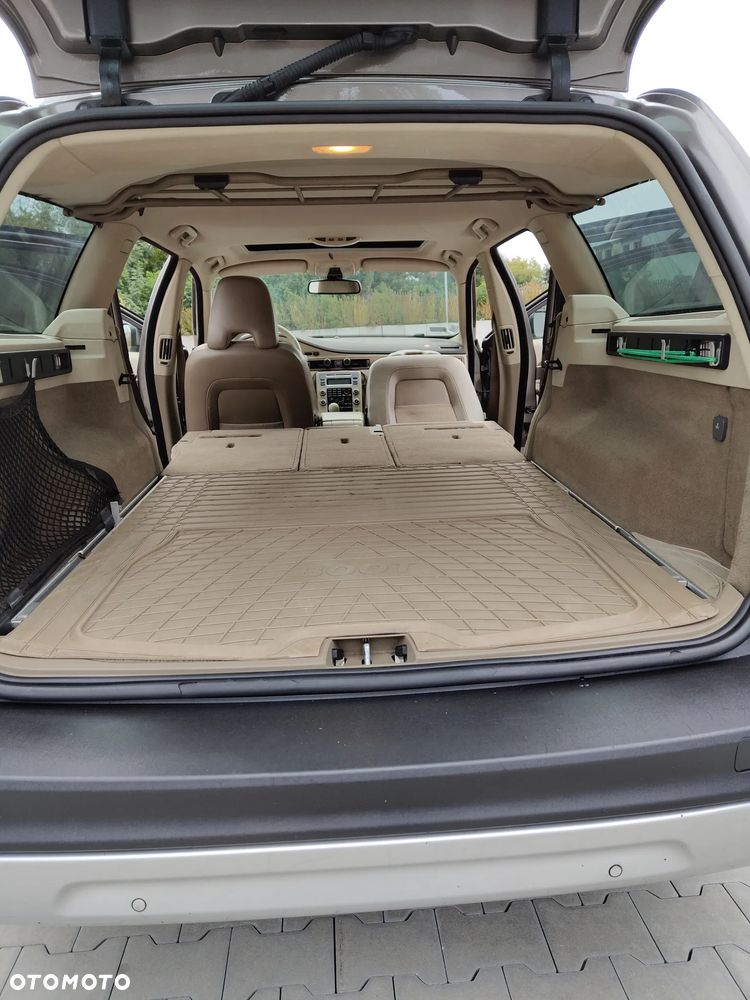 Volvo XC 70 - 12