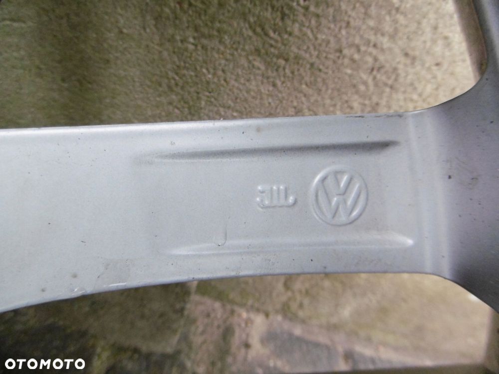 vw golf vii 5g0 - felga 7.5jx18h2 et51 5x112 - 9