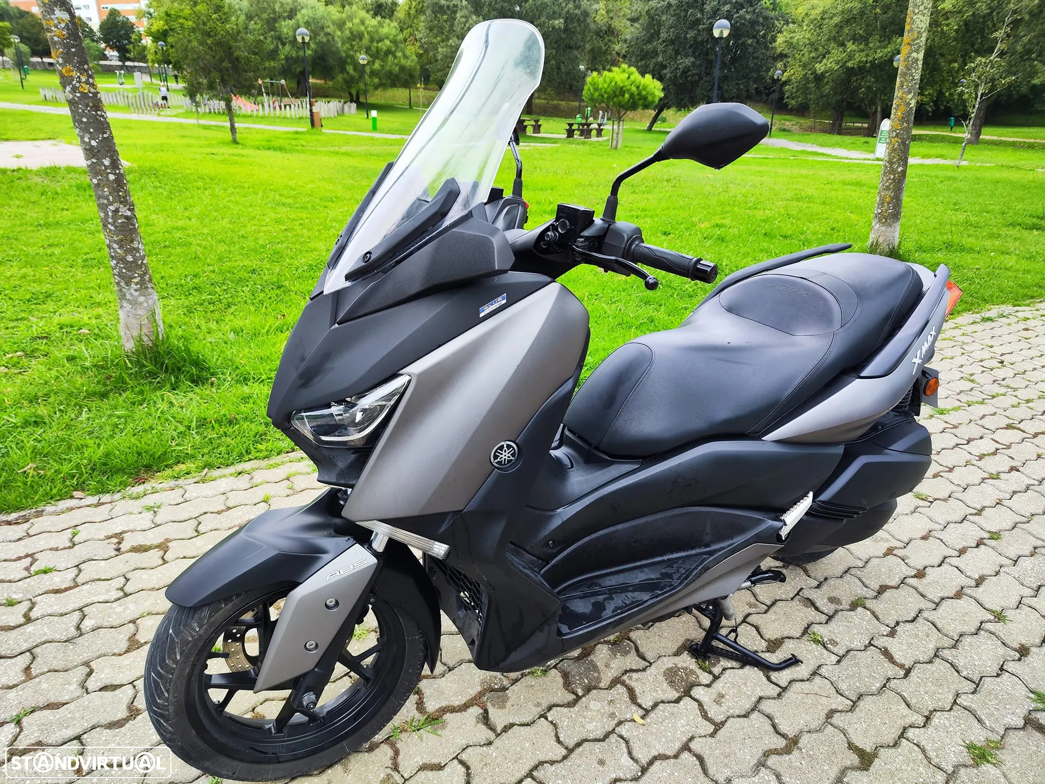 Yamaha X-Max 300 Abs - 9