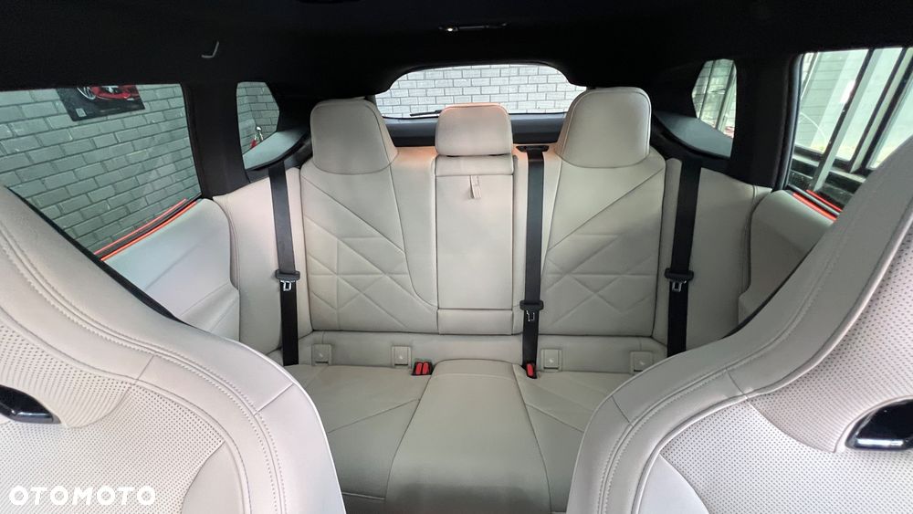 BMW iX M60 111.5kWh Signature - 32