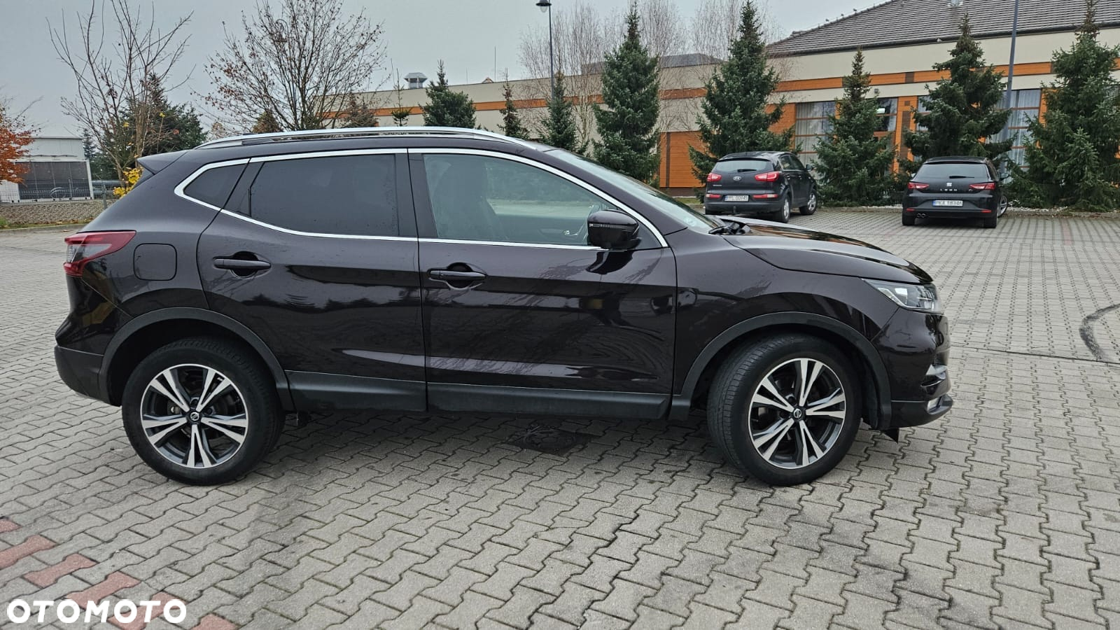 Nissan Qashqai 1.3 DIG-T N-Connecta - 16