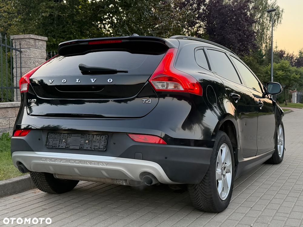 Volvo V40 T4 Powershift Momentum - 8