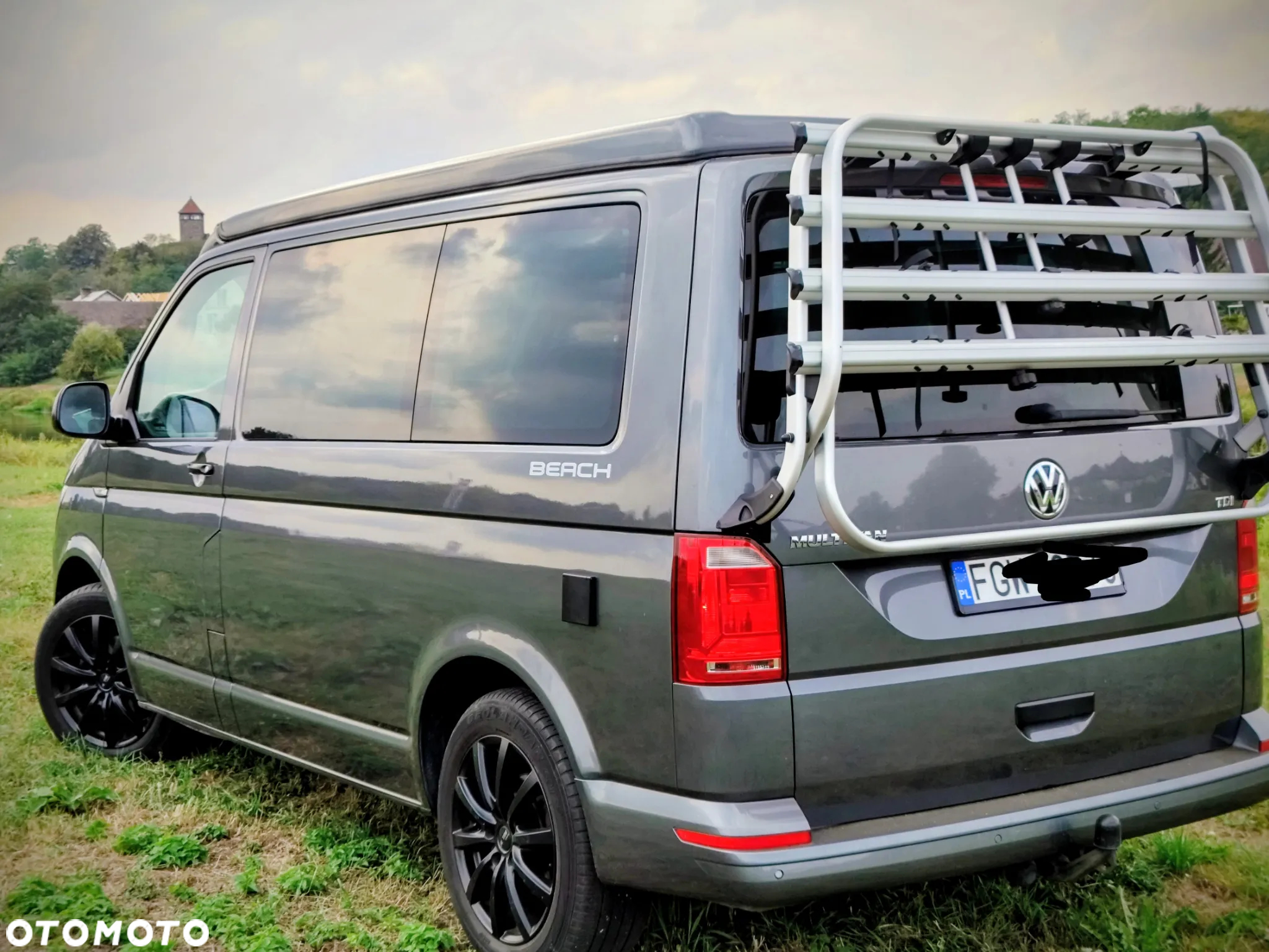Volkswagen Multivan 2.0 TDI L2 Life DSG - 2