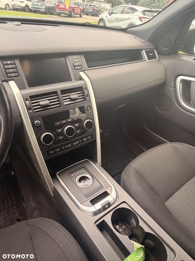 Land Rover Discovery 2.0 TD4 HSE - 15