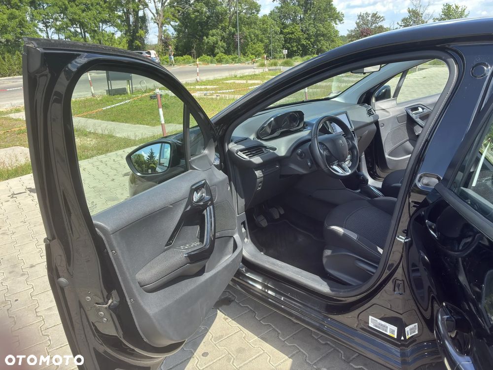 Peugeot 208 1.2 PureTech Active - 13
