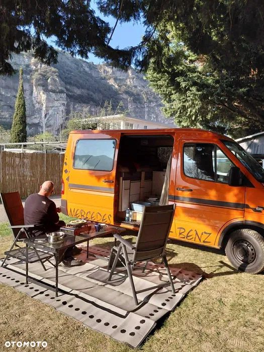 Mercedes-Benz Sprinter - 10