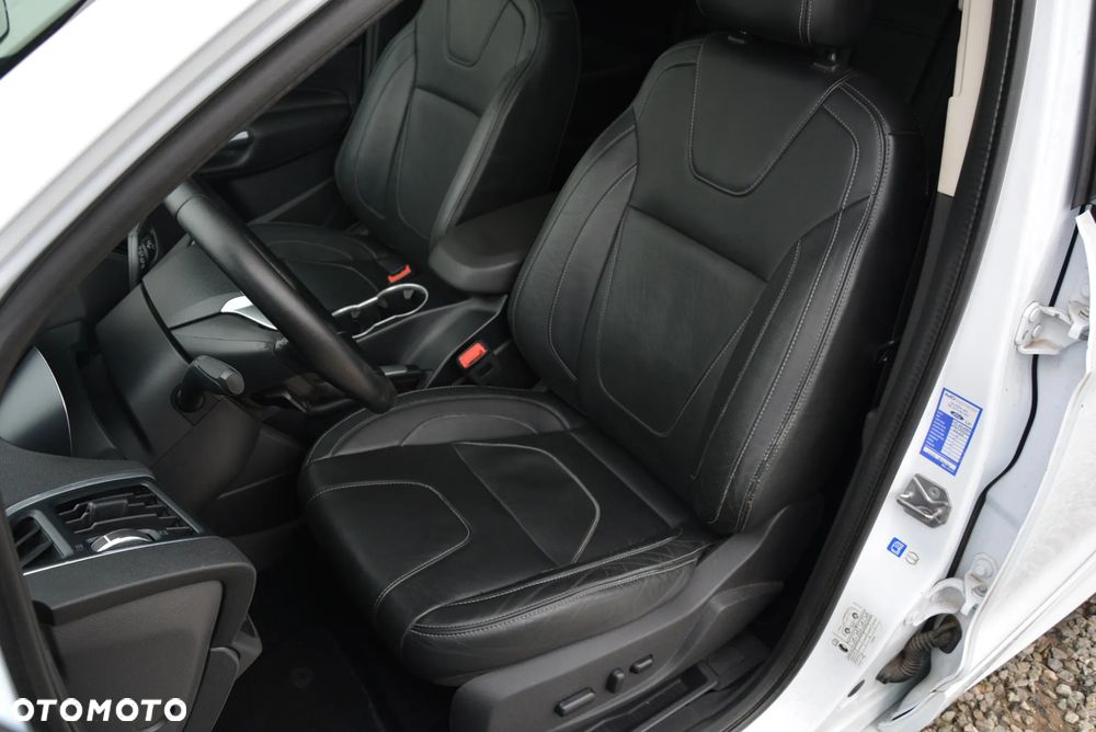 Ford Kuga 2.0 TDCi 4x4 Individual - 28