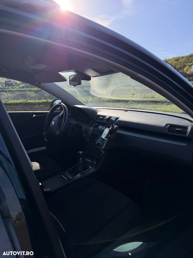 Volkswagen Passat 1.9 TDI Individual - 8