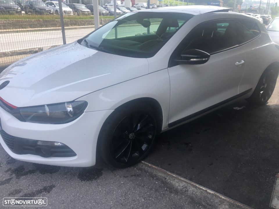 VW Scirocco 2.0 TDI Sport - 12