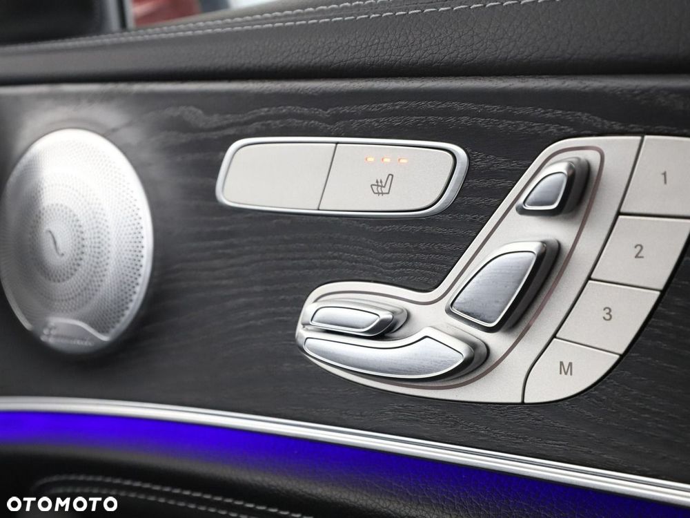 Mercedes-Benz Klasa E 300 de 9G-TRONIC AMG Line - 41
