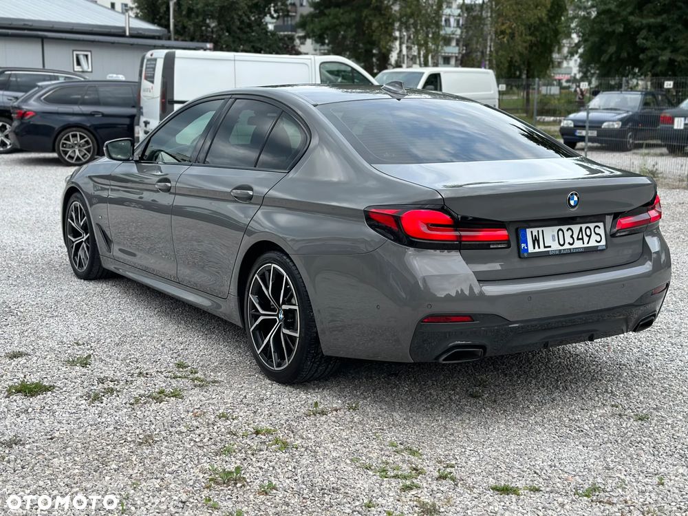 BMW Seria 5 520d xDrive - 7
