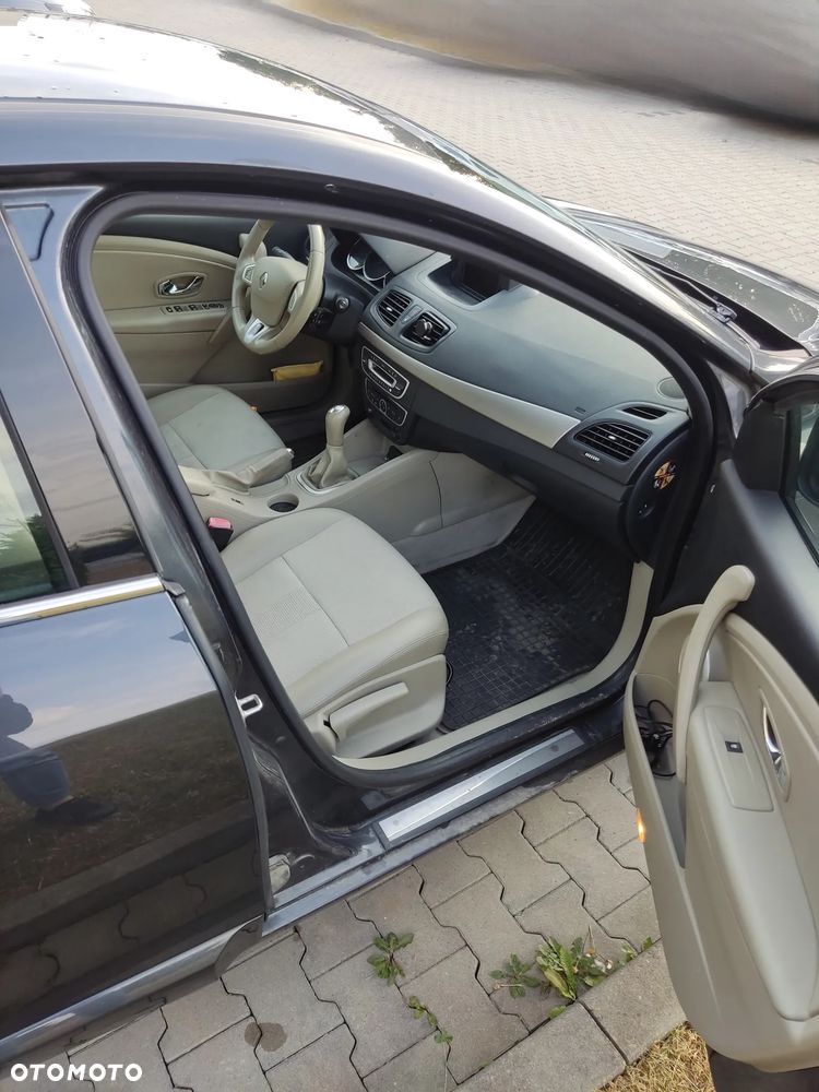 Renault Fluence 1.6 16V Privilege Euro5 - 9