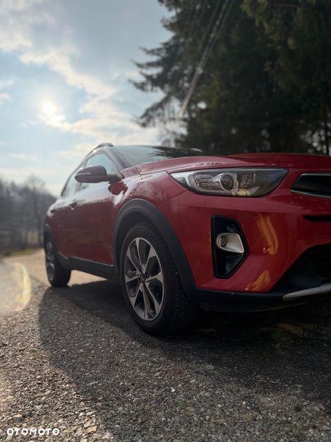 Kia Stonic 1.4 L - 6