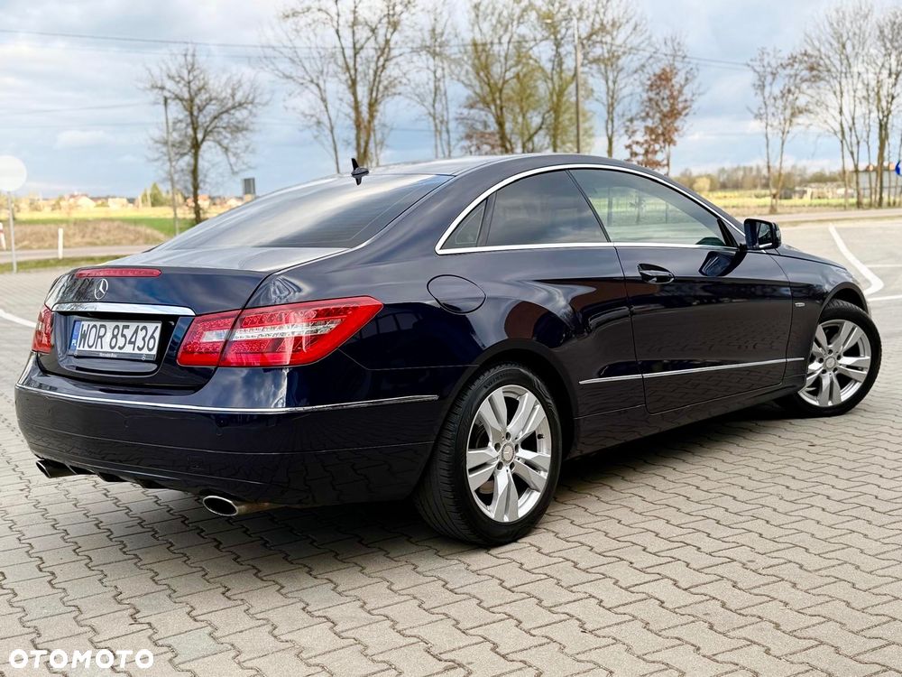 Mercedes-Benz Klasa E - 28