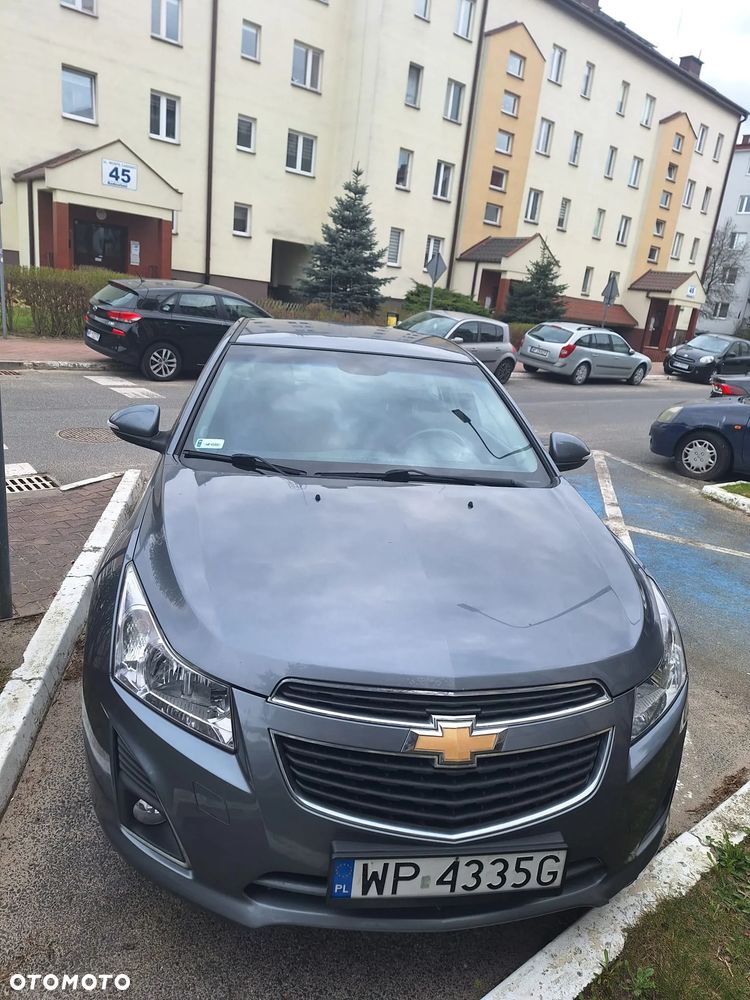Chevrolet Cruze - 16