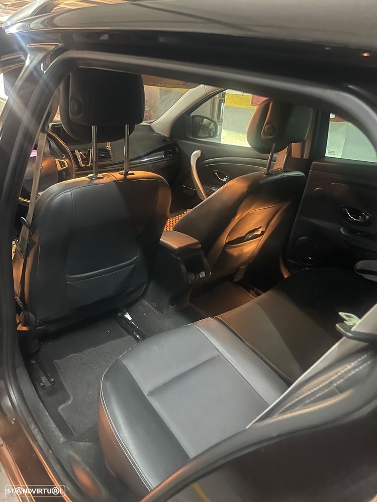 Renault Mégane 1.5 dCi Bose Edition SS - 9