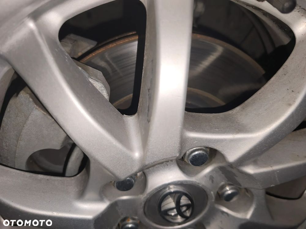 Toyota Prius+ Hybrid 135 Comfort - 27