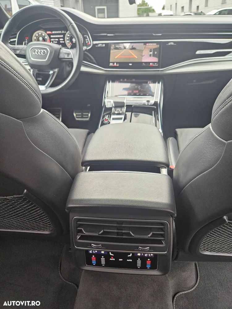 Audi Q8 55 TFSI quattro Tiptronic MHEV - 7