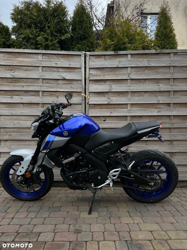 Yamaha MT - 4