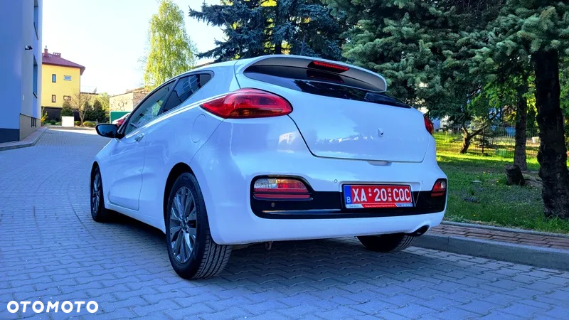 Kia ProCeed Pro_cee'd 1.4 M - 5