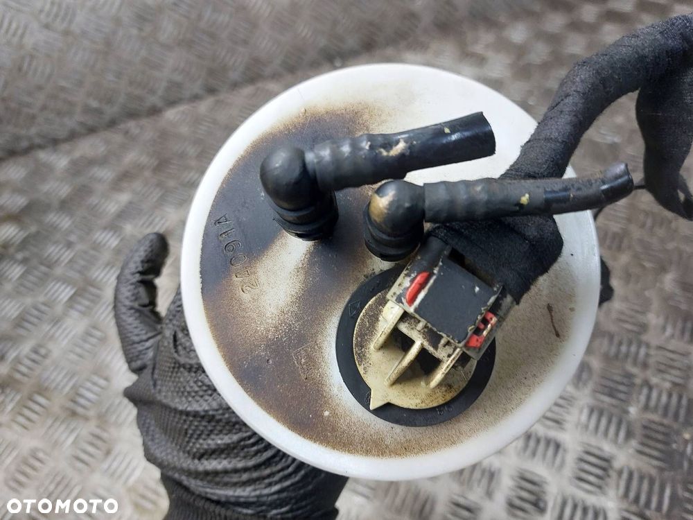 POMPKA PALIWA + PŁYWAK CHRYSLER VOYAGER III 2.4 16V - 4