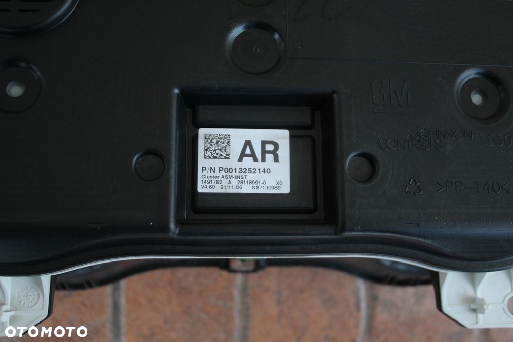 LICZNIK OPEL CORSA D 1.0 13252140 - 5