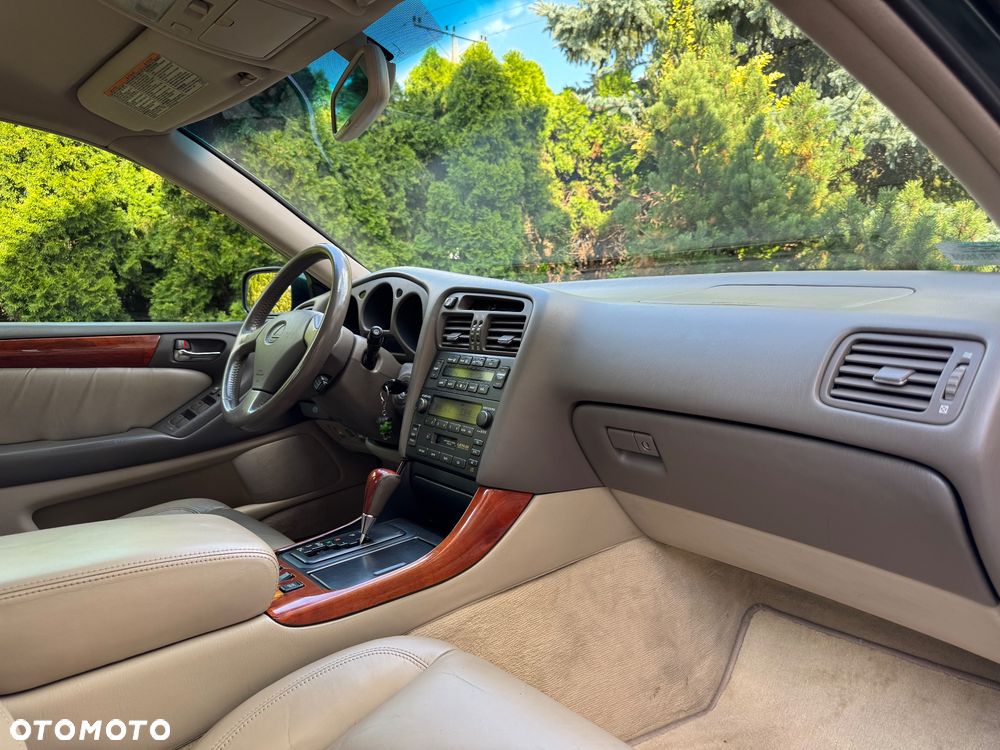 Lexus GS 300 - 27
