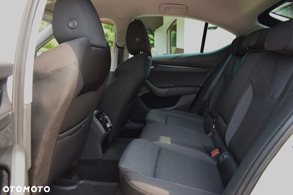 Skoda Octavia 2.0 TDI Style - 7