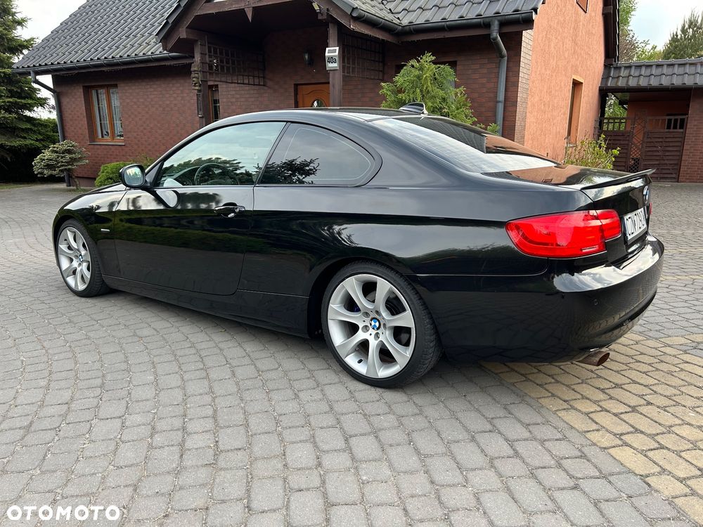BMW Seria 3 320i M Sport Edition - 11