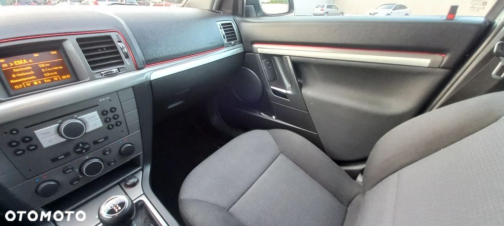 Opel Vectra 1.6 Essentia - 14