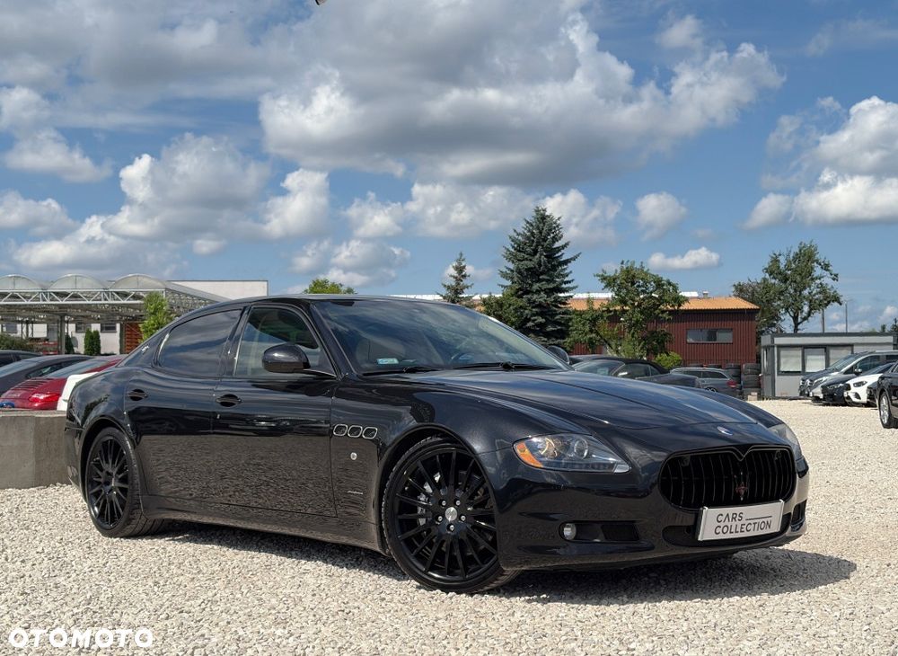 Maserati Quattroporte - 1