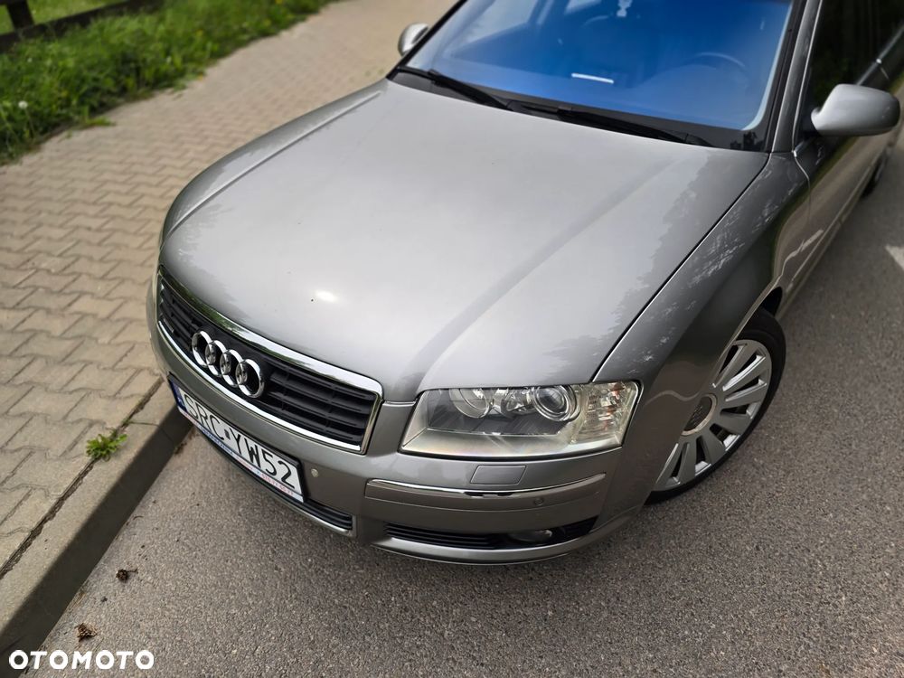 Audi A8 4.2 Quattro - 37